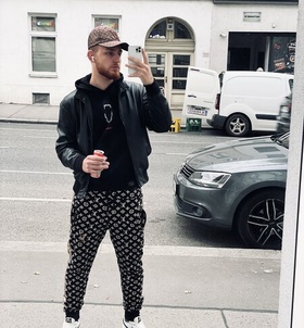 Honor01 701440241  profilkép