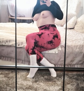 Nelly 302180227  profilképe