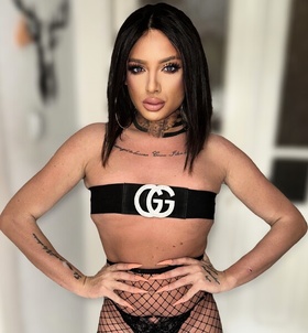 Vivienne 702362610  profilkép