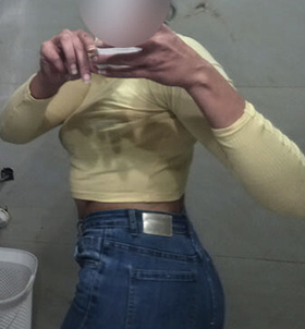 Lara 702819686  profilképe