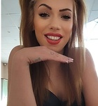 Laura 305649939 profilképe
