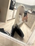 Eszti – 702278436 profilkép